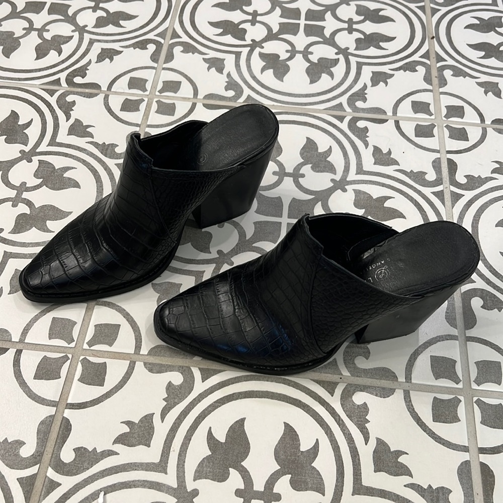 Chinese laundry heeled mules